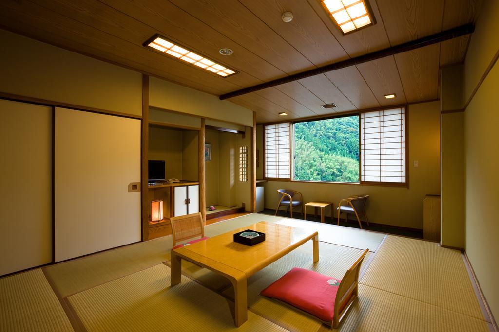 Hotel Shinshiyo à Hita Extérieur photo